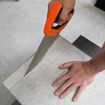 Cutting Dumawall Plus tiles with a handsaw
